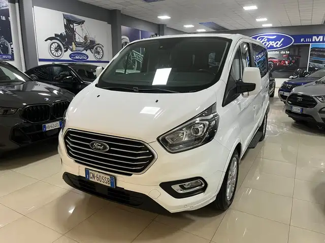 Ford Tourneo Custom 320 2.0 tdci 150cv TITANIUM L1H1 9 POSTI