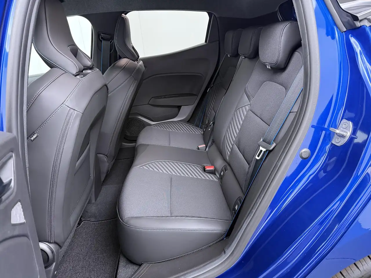 Renault Clio 2026 — фото 14
