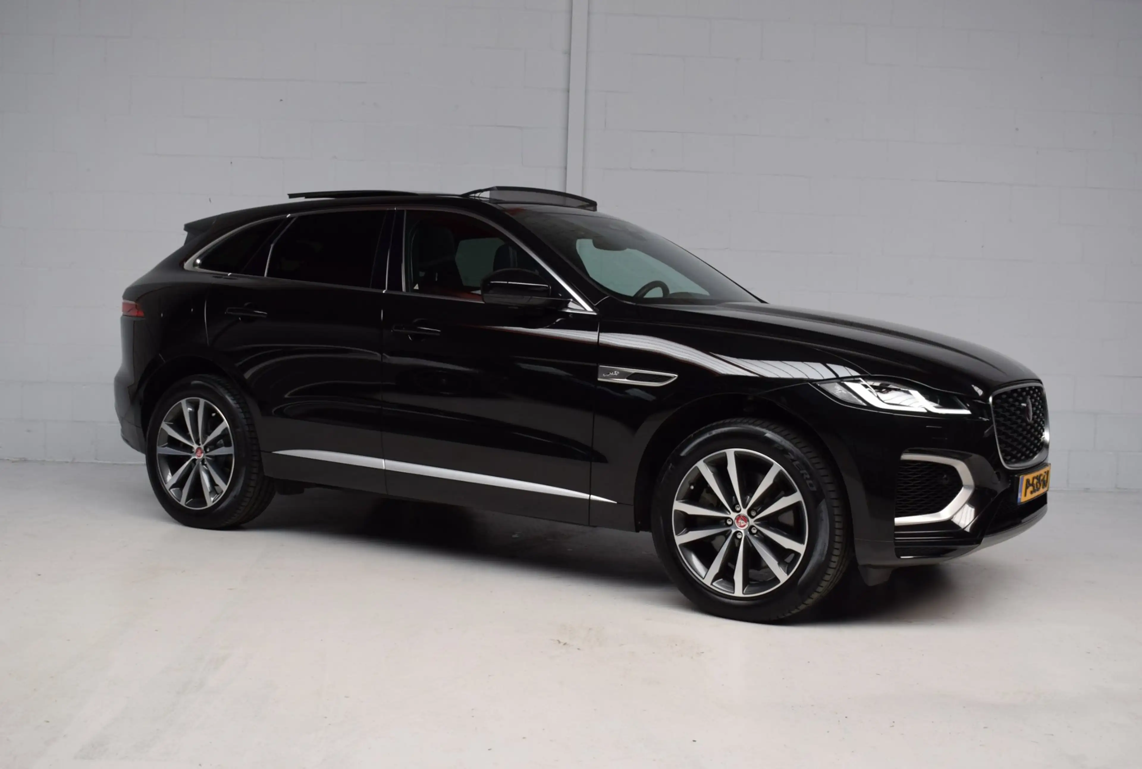 Jaguar F-Pace 2.0 P400e PHEV Limited Edition R-Dynamic ORG.NED / — photo 25