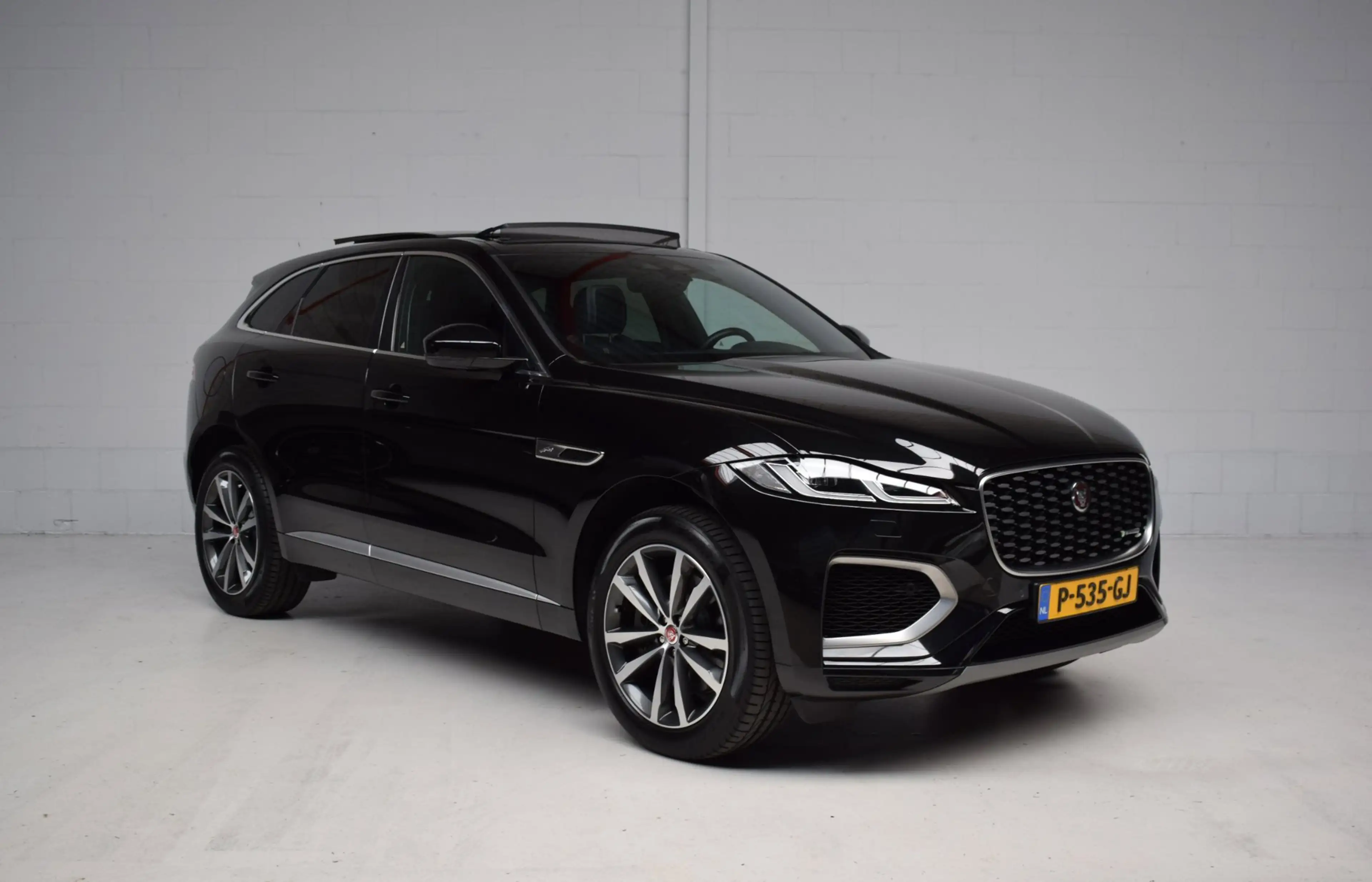 Jaguar F-Pace 2.0 P400e PHEV Limited Edition R-Dynamic ORG.NED / — photo 17