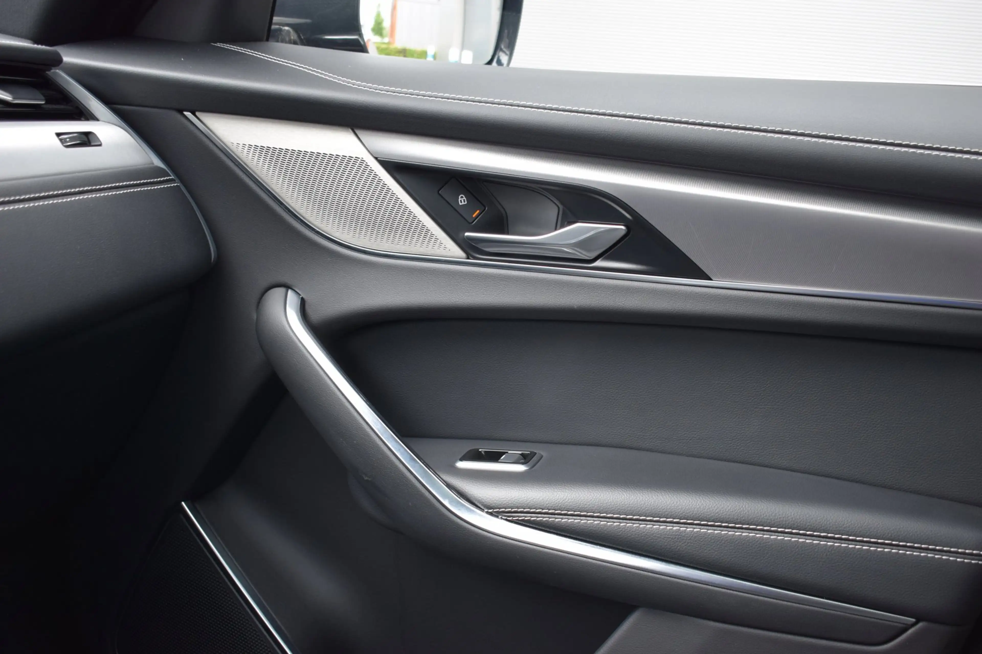 Jaguar F-Pace 2.0 P400e PHEV Limited Edition R-Dynamic ORG.NED / — photo 33