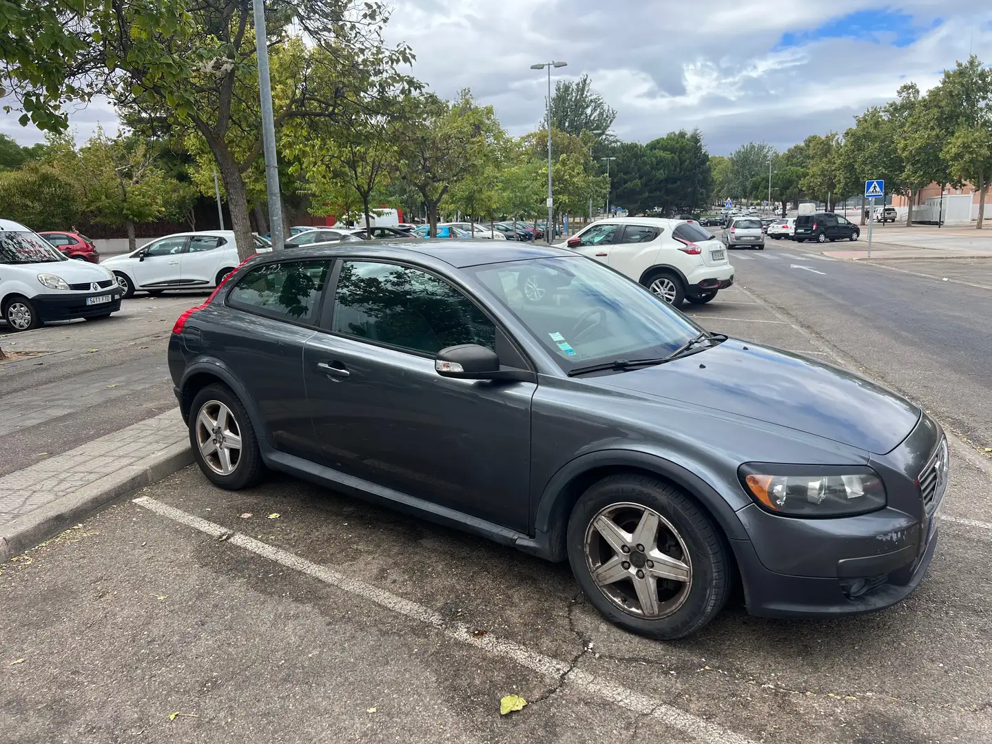 Volvo C30 C30 1.6D Šedá - 1