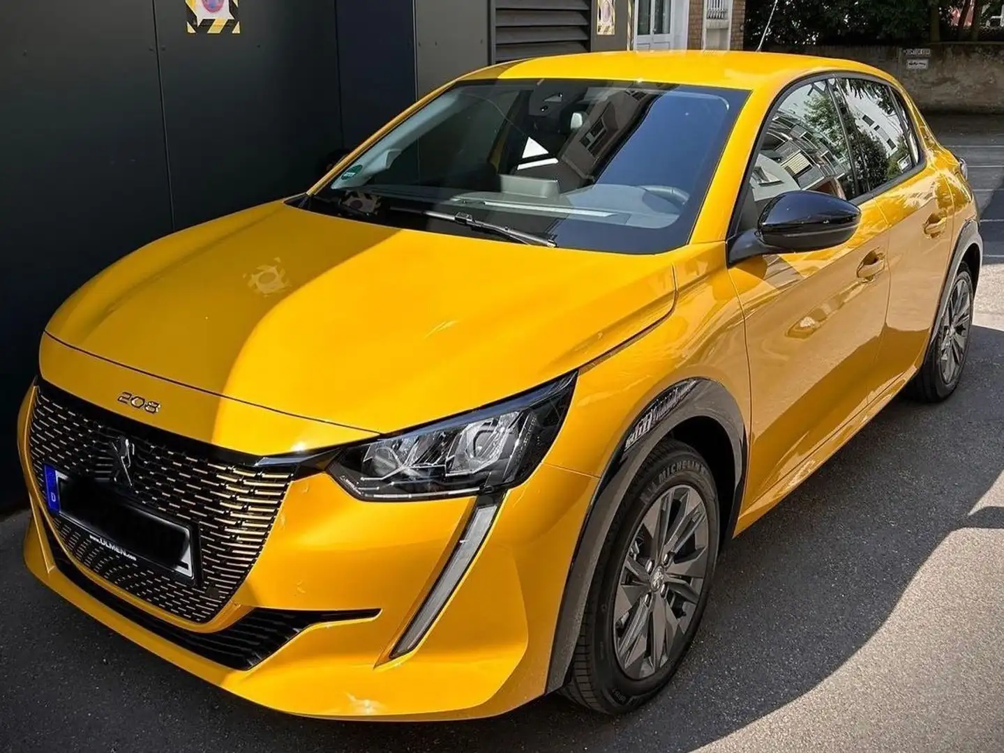 Peugeot e-208 208 Elektromotor 136 Allure - 1