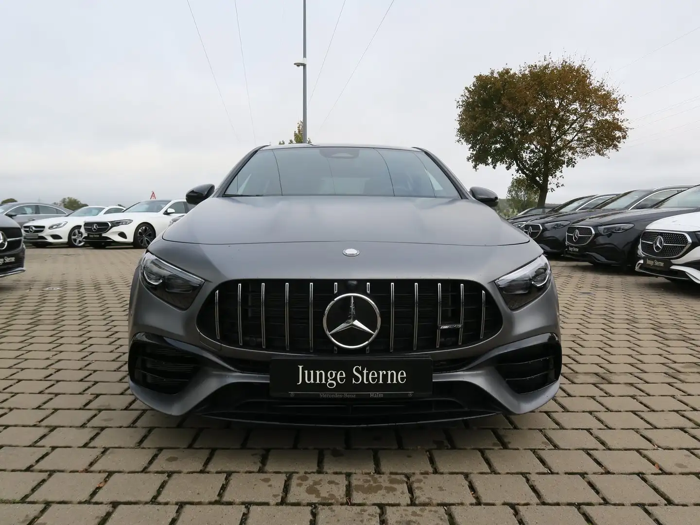 Mercedes-Benz A 45 AMG S 4MATIC+ Pano Fahrass.-Paket Burmester Grau - 2