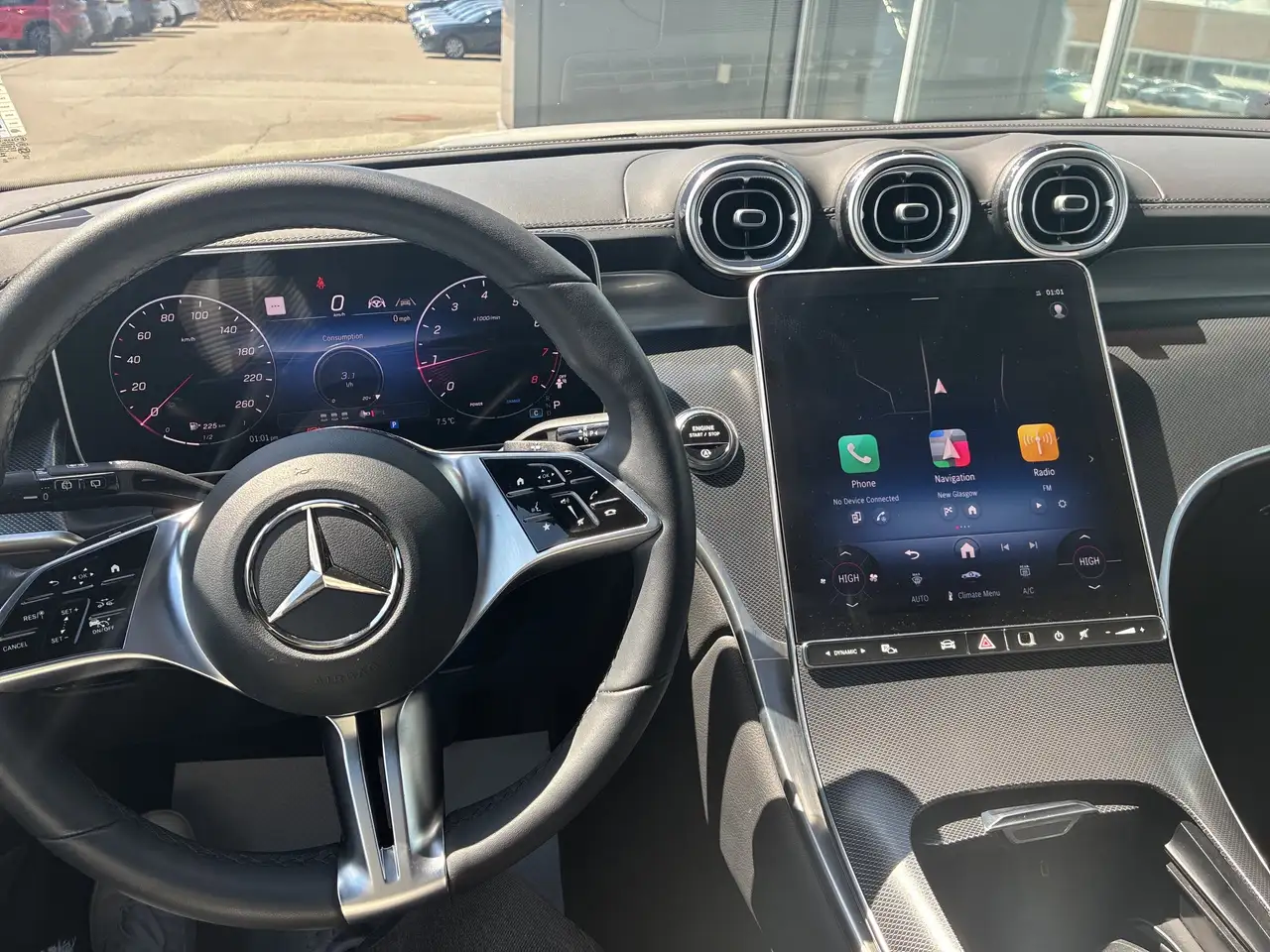 Mercedes-Benz GLC снимка Mercedes-Benz GLC