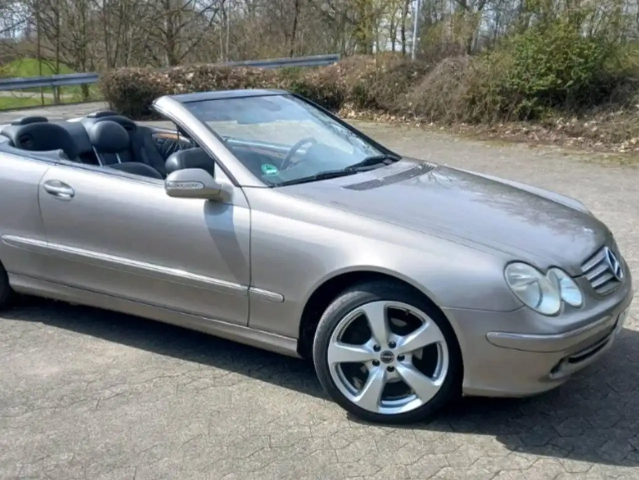 Mercedes-Benz CLK 320
