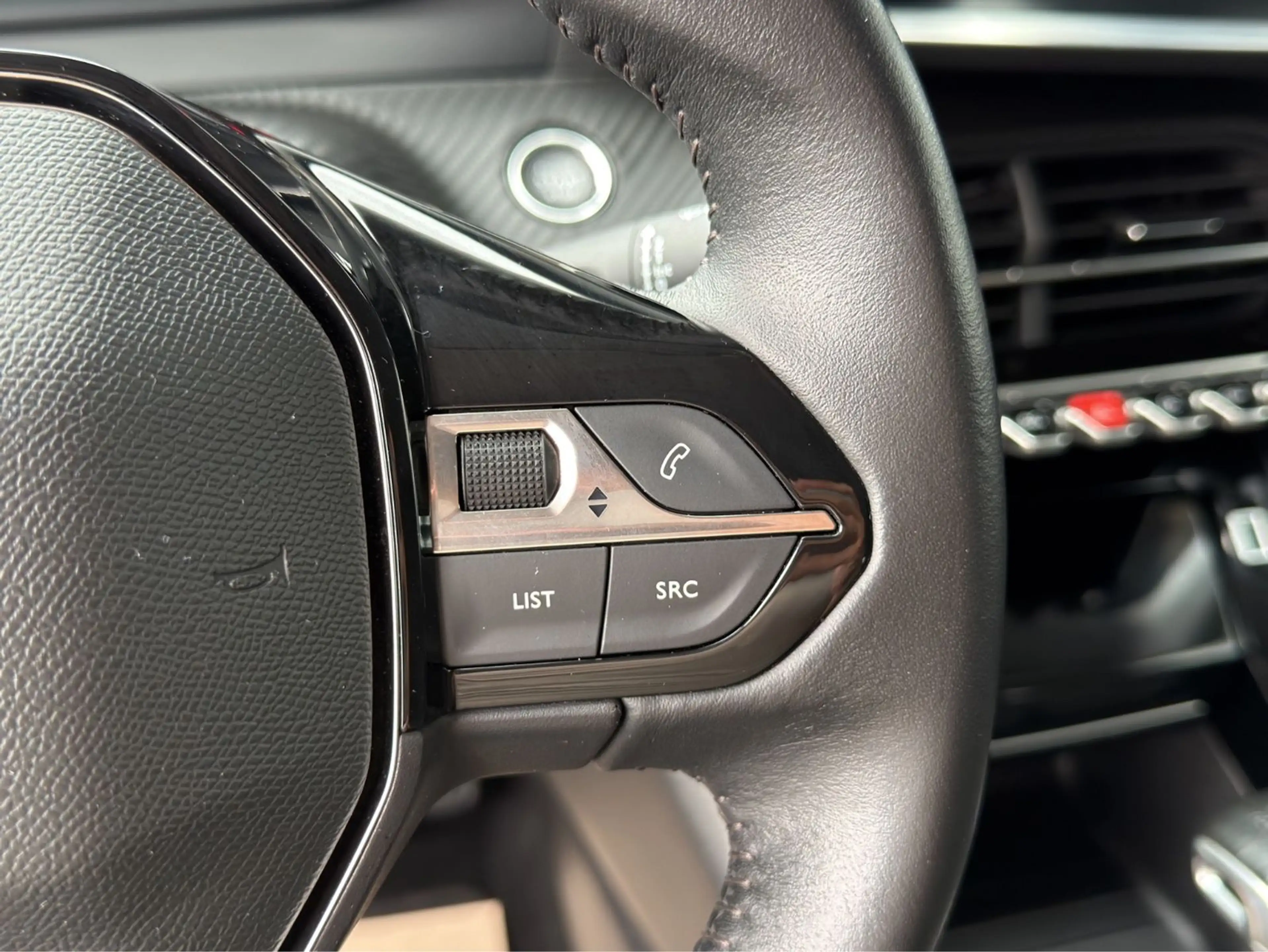Peugeot 208 Allure 1.5 HDi *Garantie*Finanzierung* — photo 14