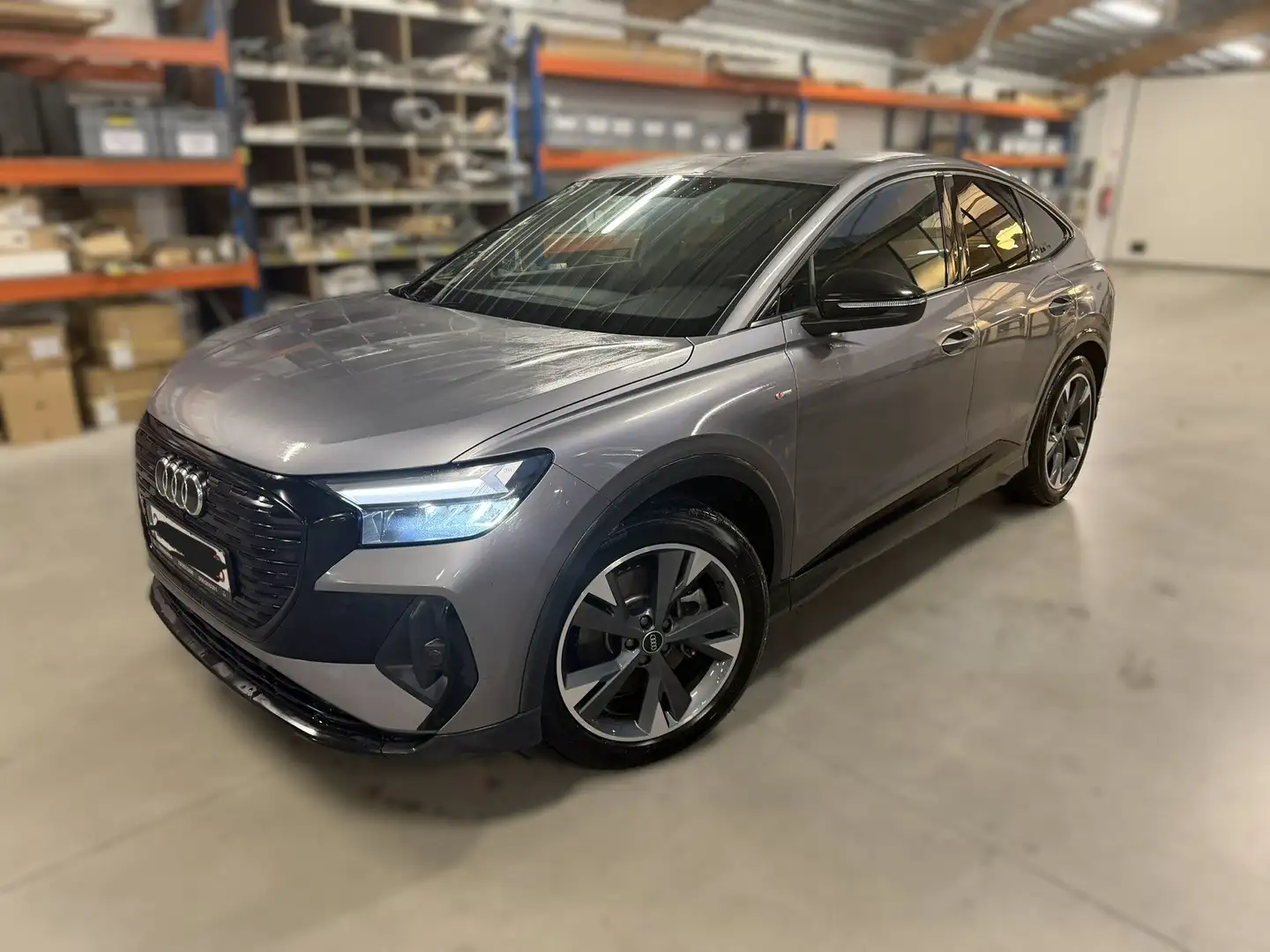 Audi Q4 e-tron Q4 e-tron 40 Sportback Grijs - 1
