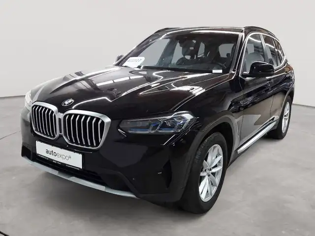 BMW X3 view 2