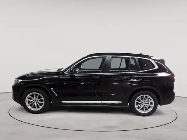 BMW X3 view 6