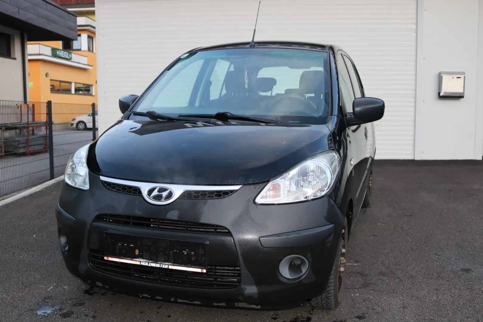 Hyundai i10 1,1 MPI Entry/ Winterauto (kein Klima)/ Fix Preis Schwarz - 1