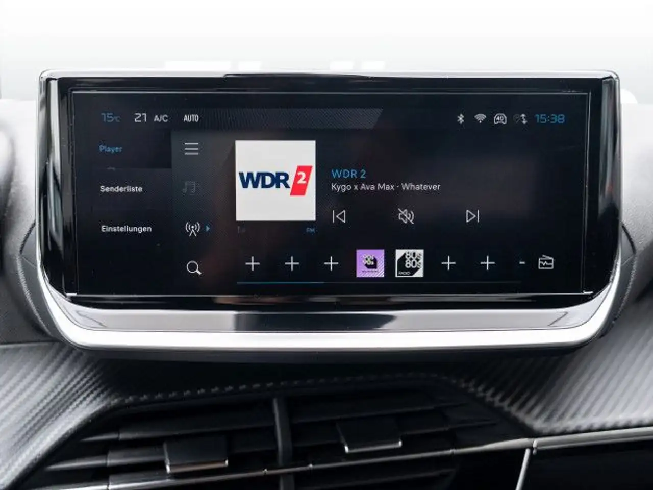 Peugeot 2008 Allure 1.2 PureTech Bluetooth LED Klima 6