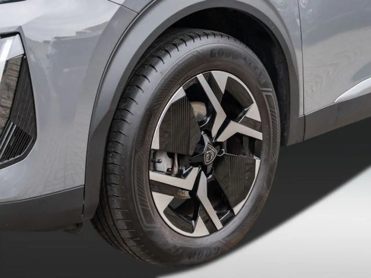 Peugeot 2008 Allure 1.2 PureTech Bluetooth LED Klima 8
