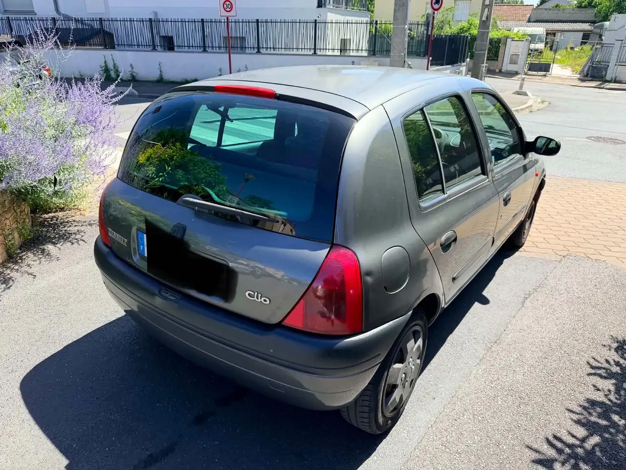 Renault Clio 1.4i RXE, foto 3