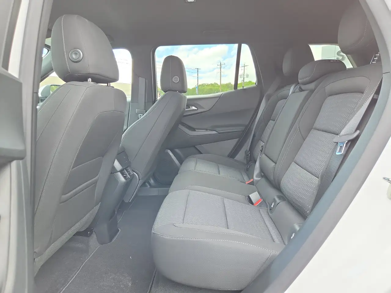 Chevrolet Equinox photo Chevrolet Equinox
