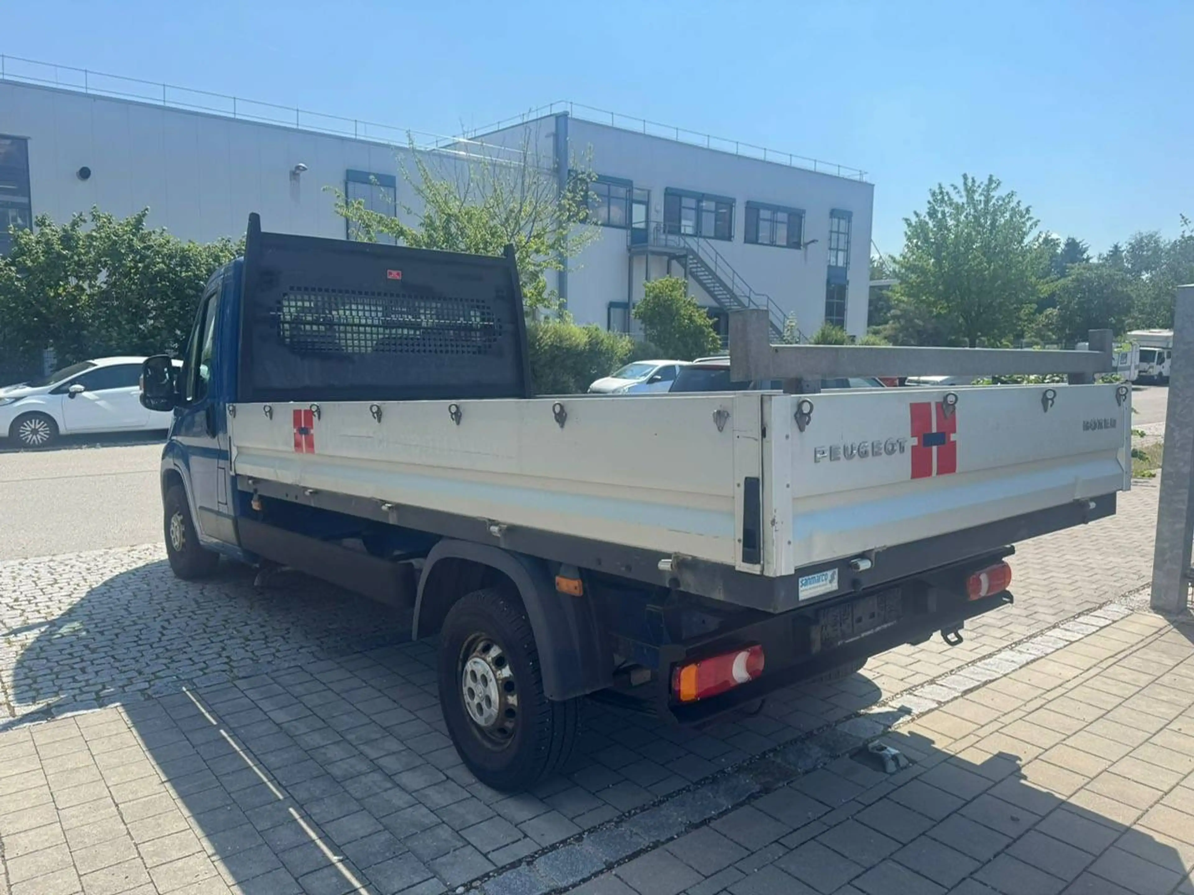 Peugeot Boxer 333 L3 HDi 110 - Lange Radstand - 3 Sitzer - Guter Zustand - — photo 8