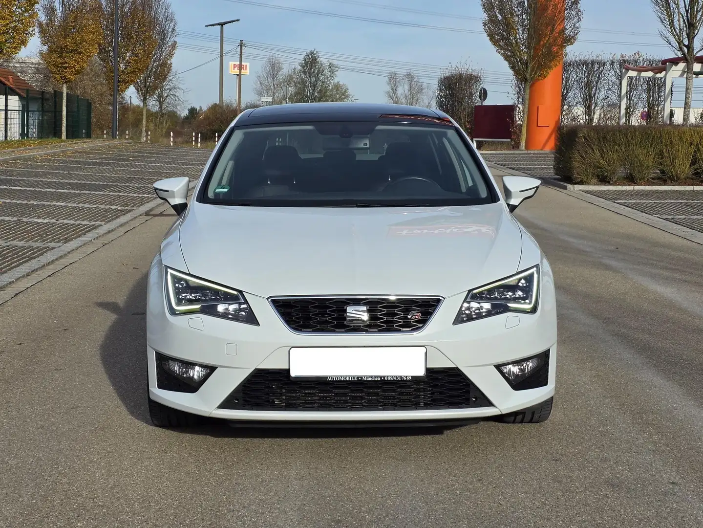SEAT Leon SEAT Leon Leon 1.4 TSI FR Scheckheft, Tüv 2027 Bílá - 2