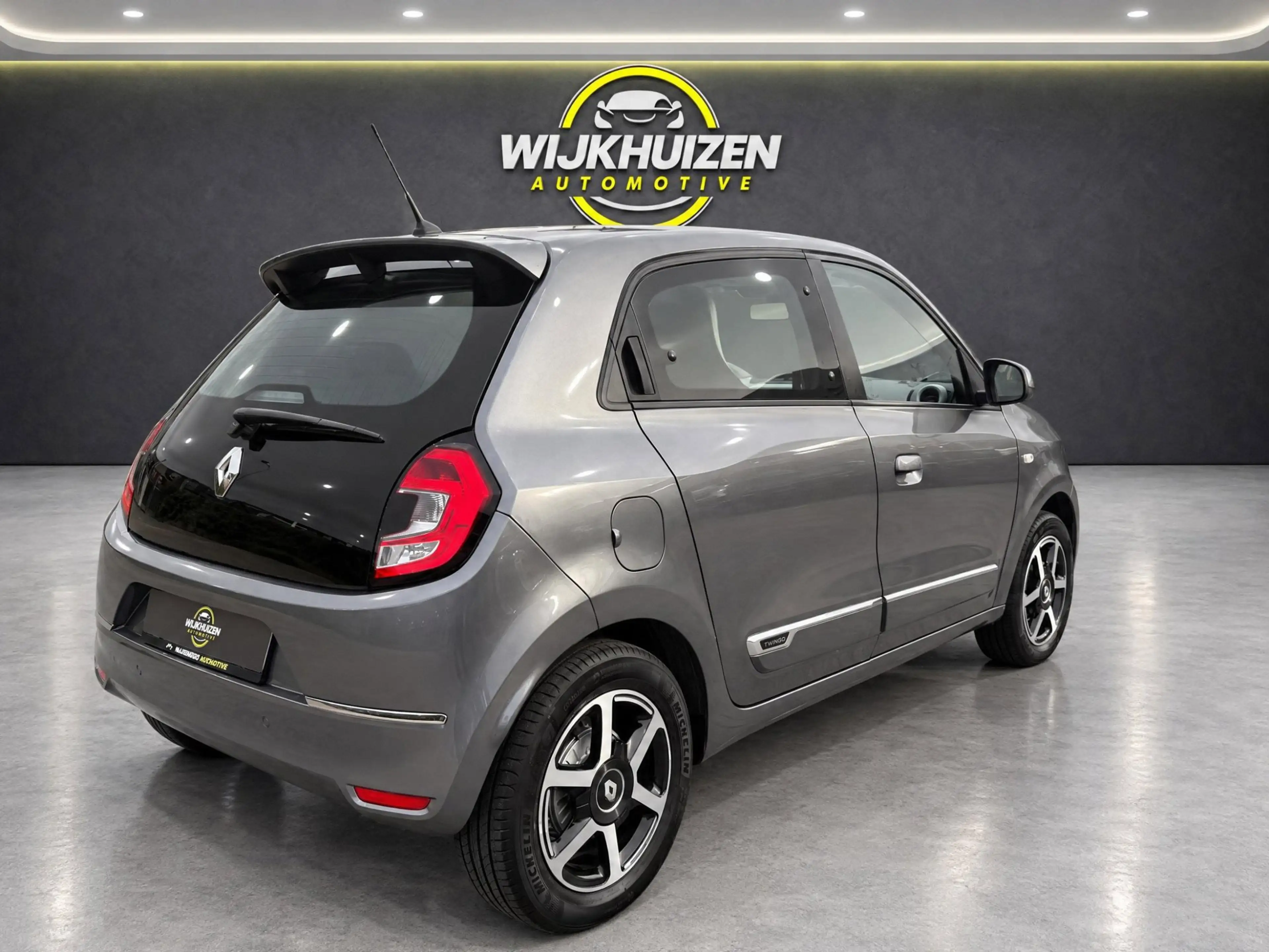 Renault Twingo 1.0 SCe Luxe Automaat met Led !!! Leder !!! Carpla — photo 4