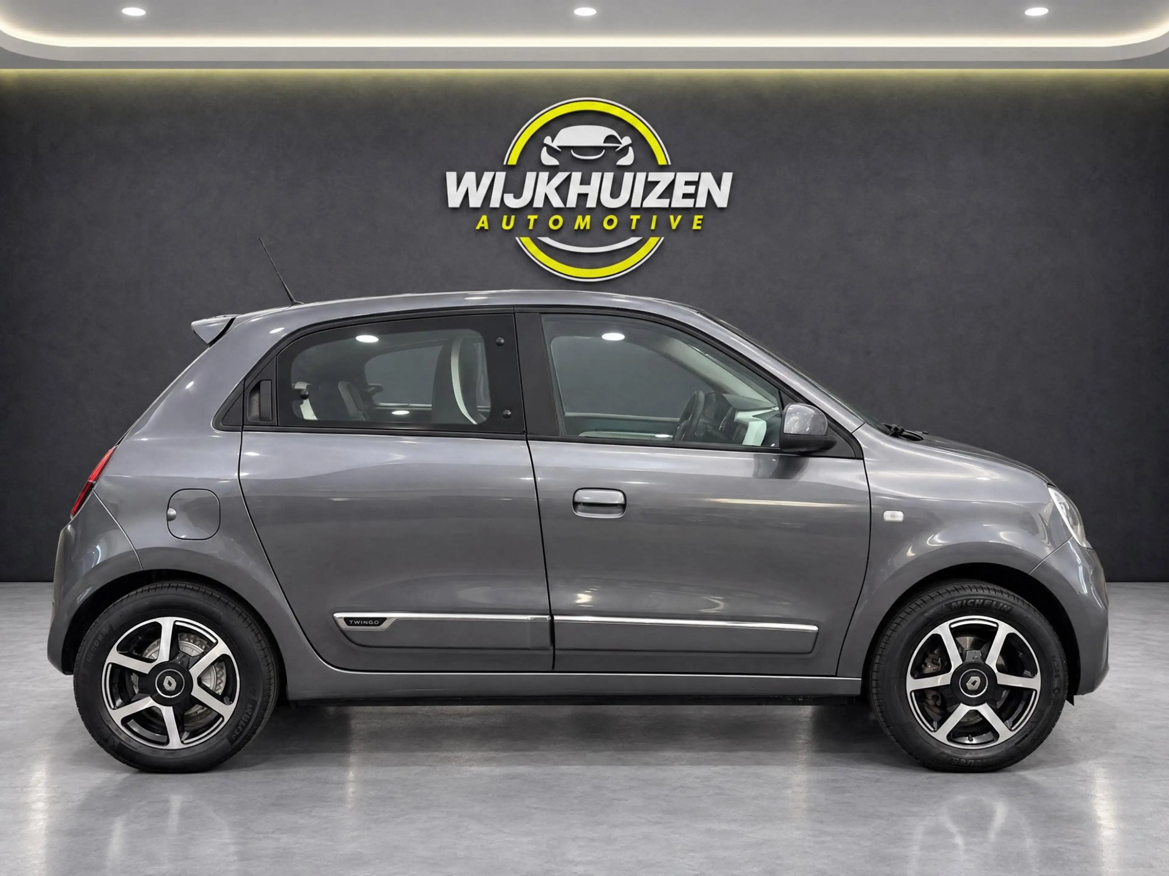 Renault Twingo 1.0 SCe Luxe Automaat met Led !!! Leder !!! Carpla — photo 3