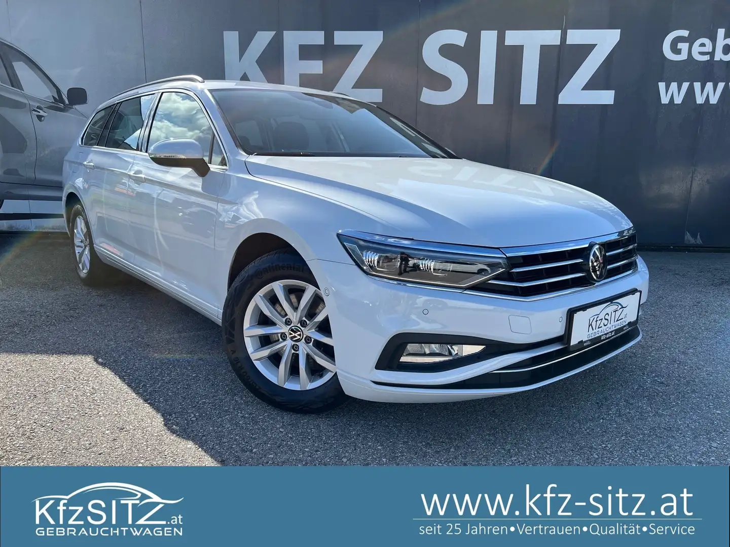 Volkswagen Passat Variant Business 2,0 TDI DSG | NP: €57.500 Weiß - 1