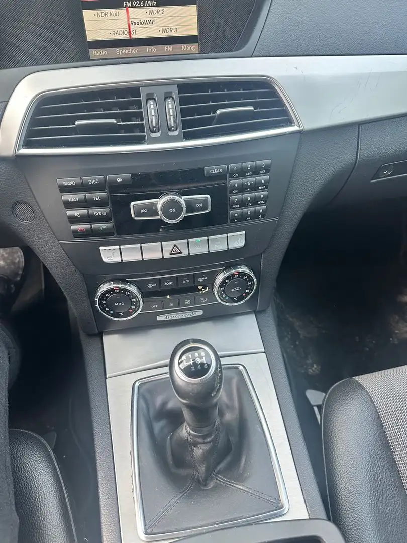 Mercedes-Benz C 200 CDI T BlueEFFICIENCY AVANTGARDE Noir - 2