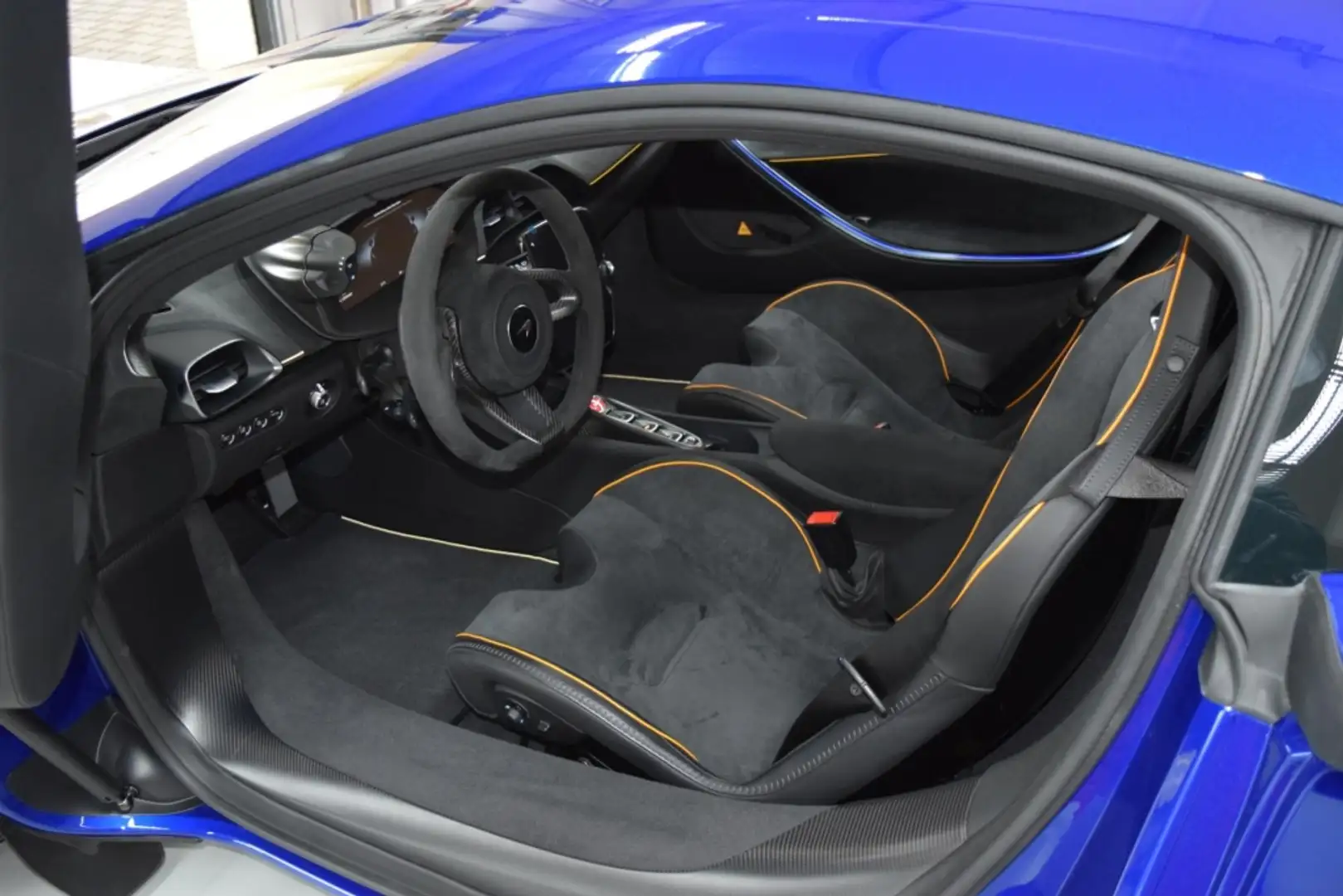 McLaren Artura MSO Carbon, Performance & Technology Pack Bleu - 2