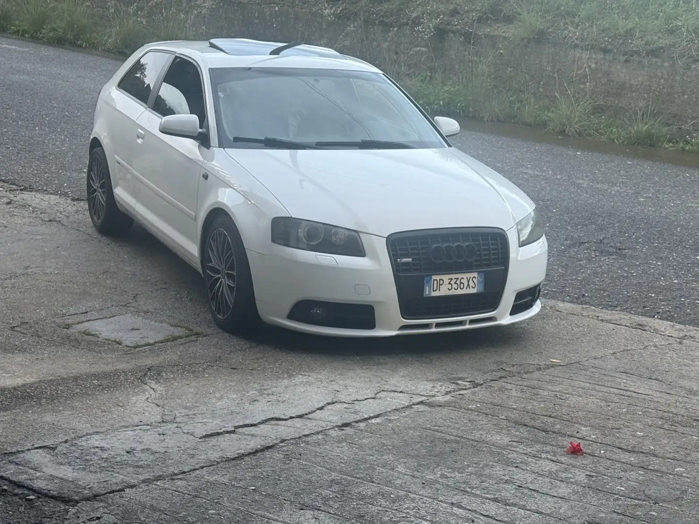 Audi A3 2.0 tdi Ambiente fap - 2