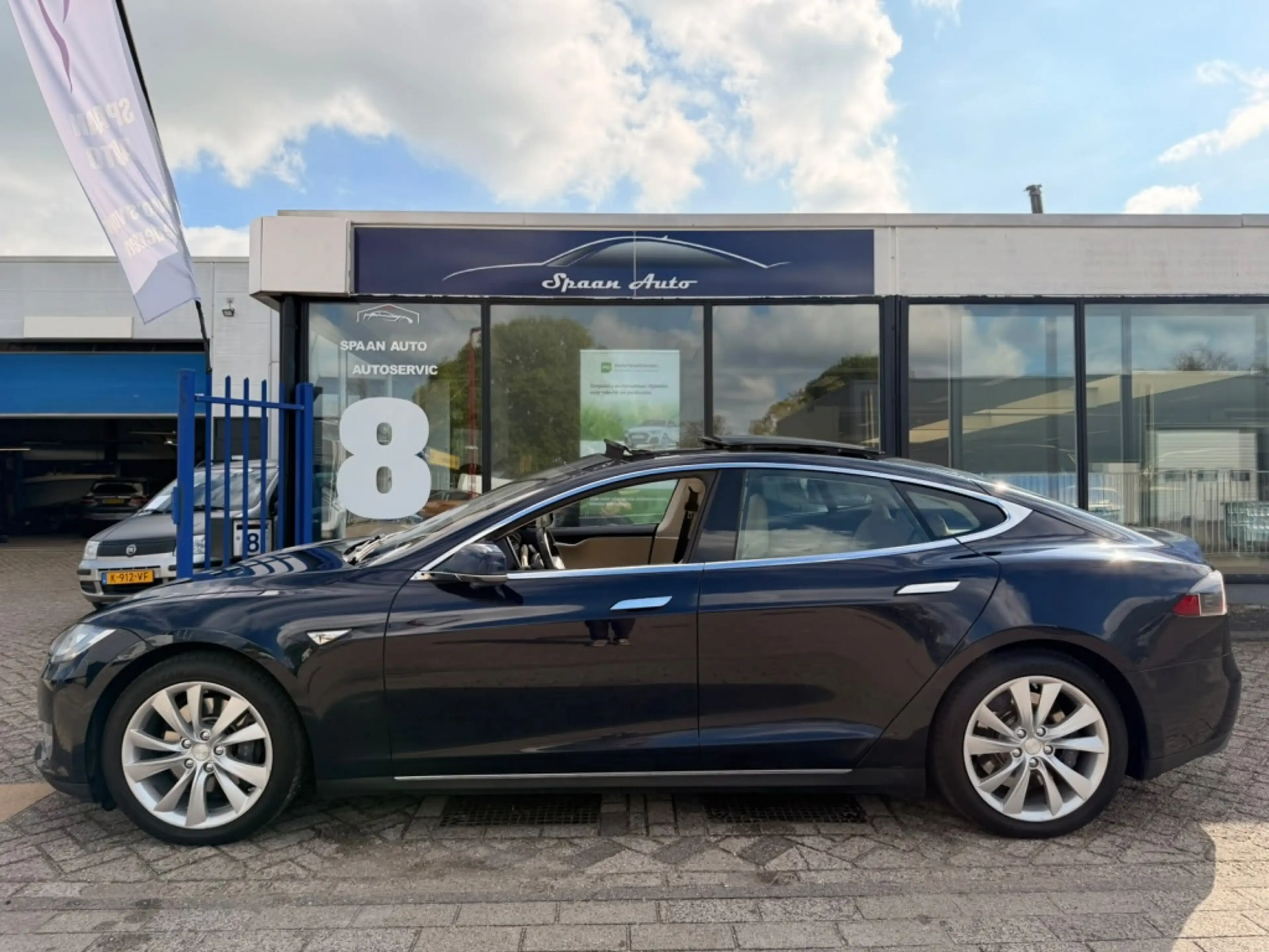 Tesla Model S motors 85 Performance | FREE SUPERCHARGEN | PANODA — photo 13