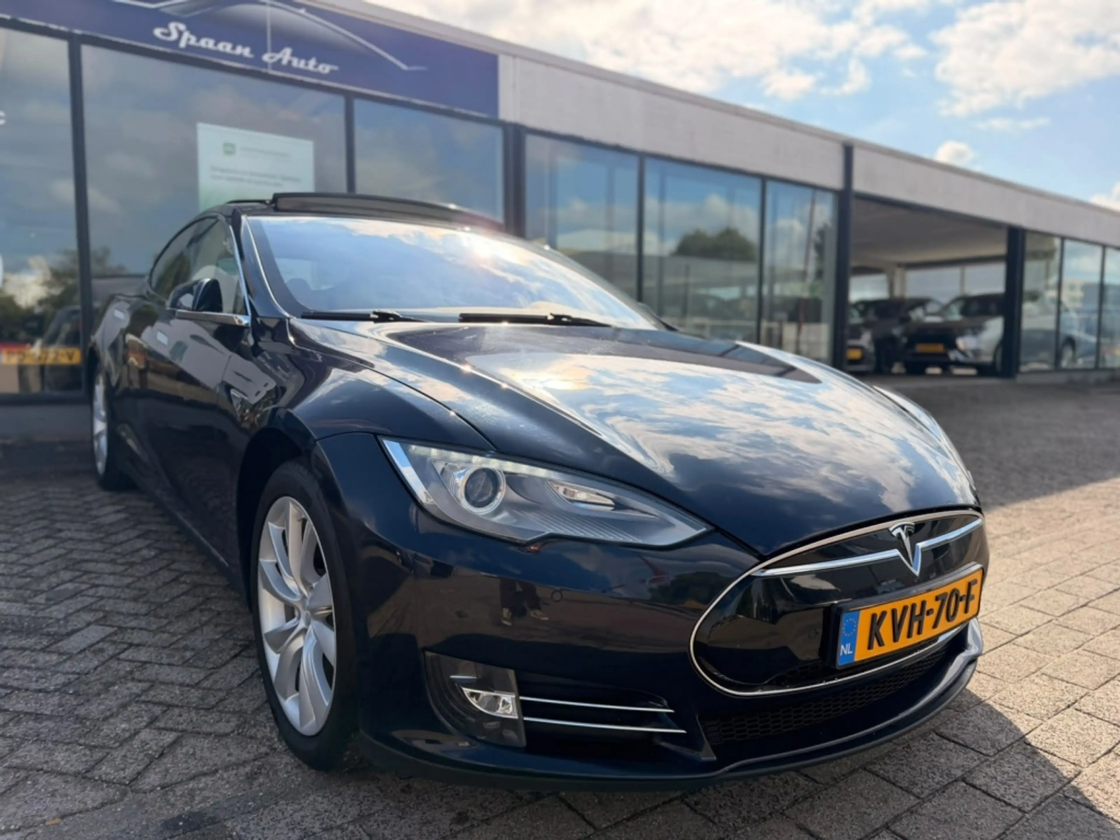 Tesla Model S motors 85 Performance | FREE SUPERCHARGEN | PANODA — photo 6