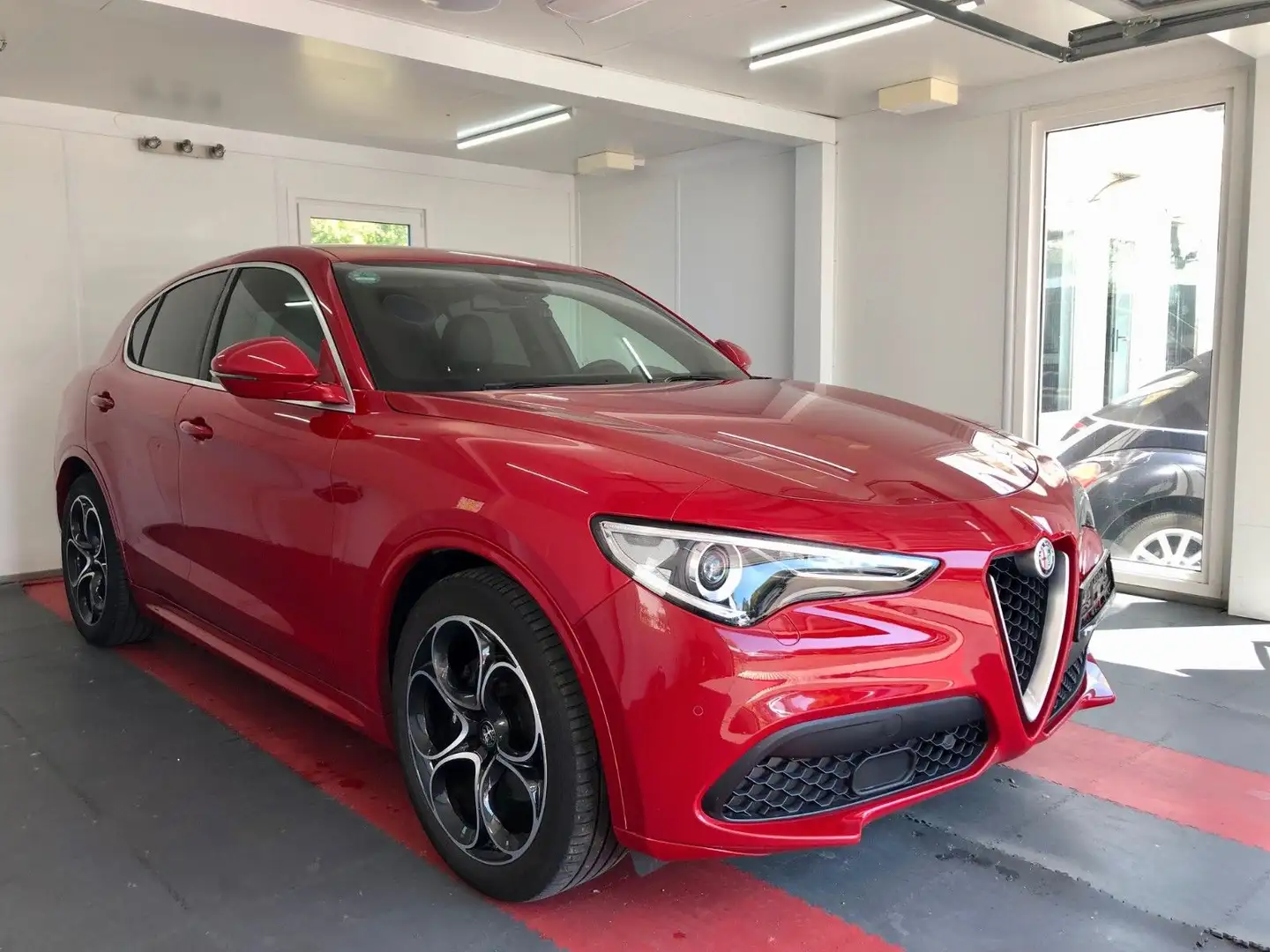 Alfa Romeo Stelvio Super Q4 *SPORT PAKET* Rot - 1