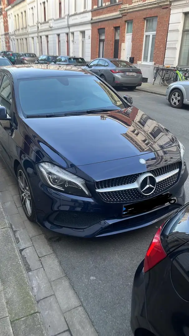 Mercedes-Benz A 180 A 180 d AMG line - 1