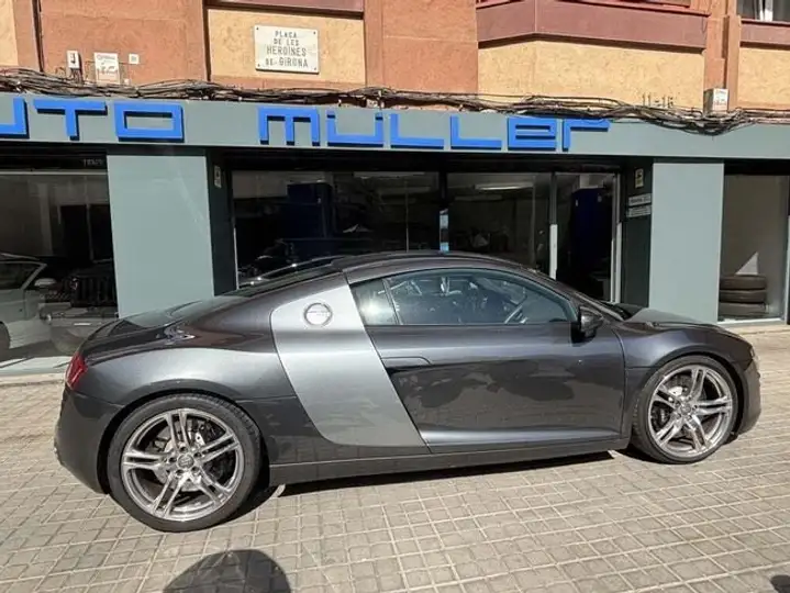 Audi R8 2009, foto 2