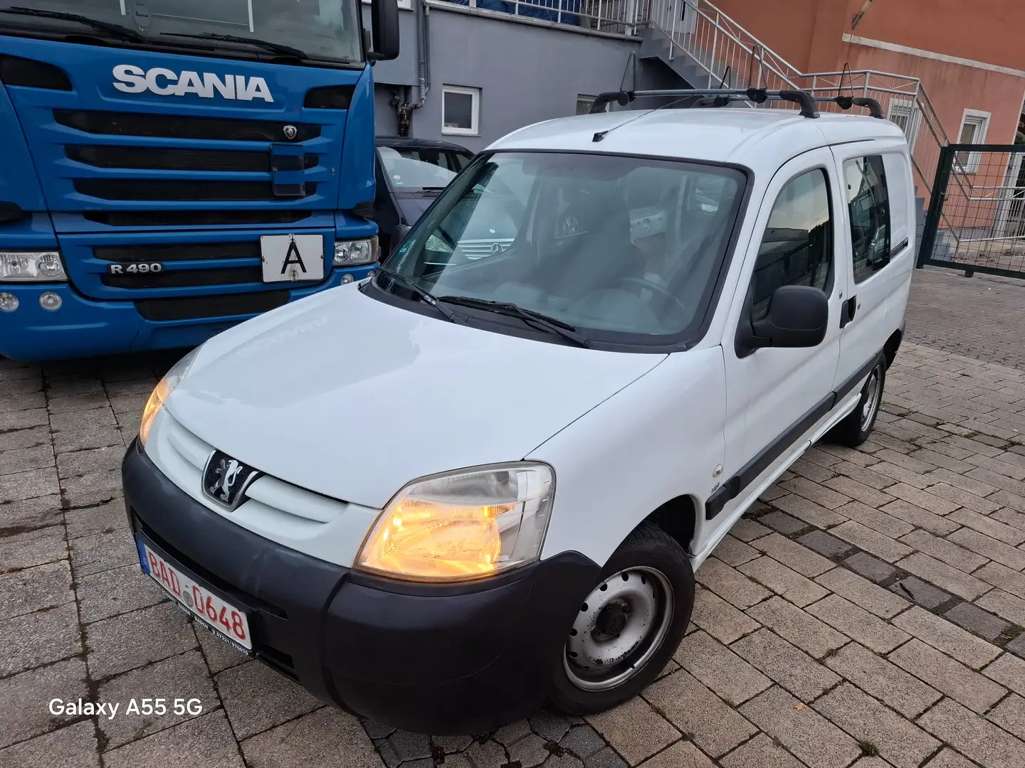 Peugeot Partner Erst Besitz, 83000 km,Ahk Weiß - 1