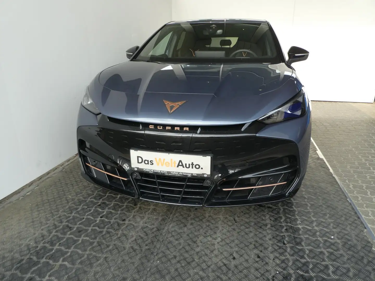 CUPRA Tavascan 210kW/286PS Blau - 2