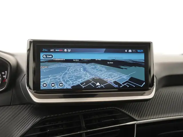 Peugeot 208 view 12