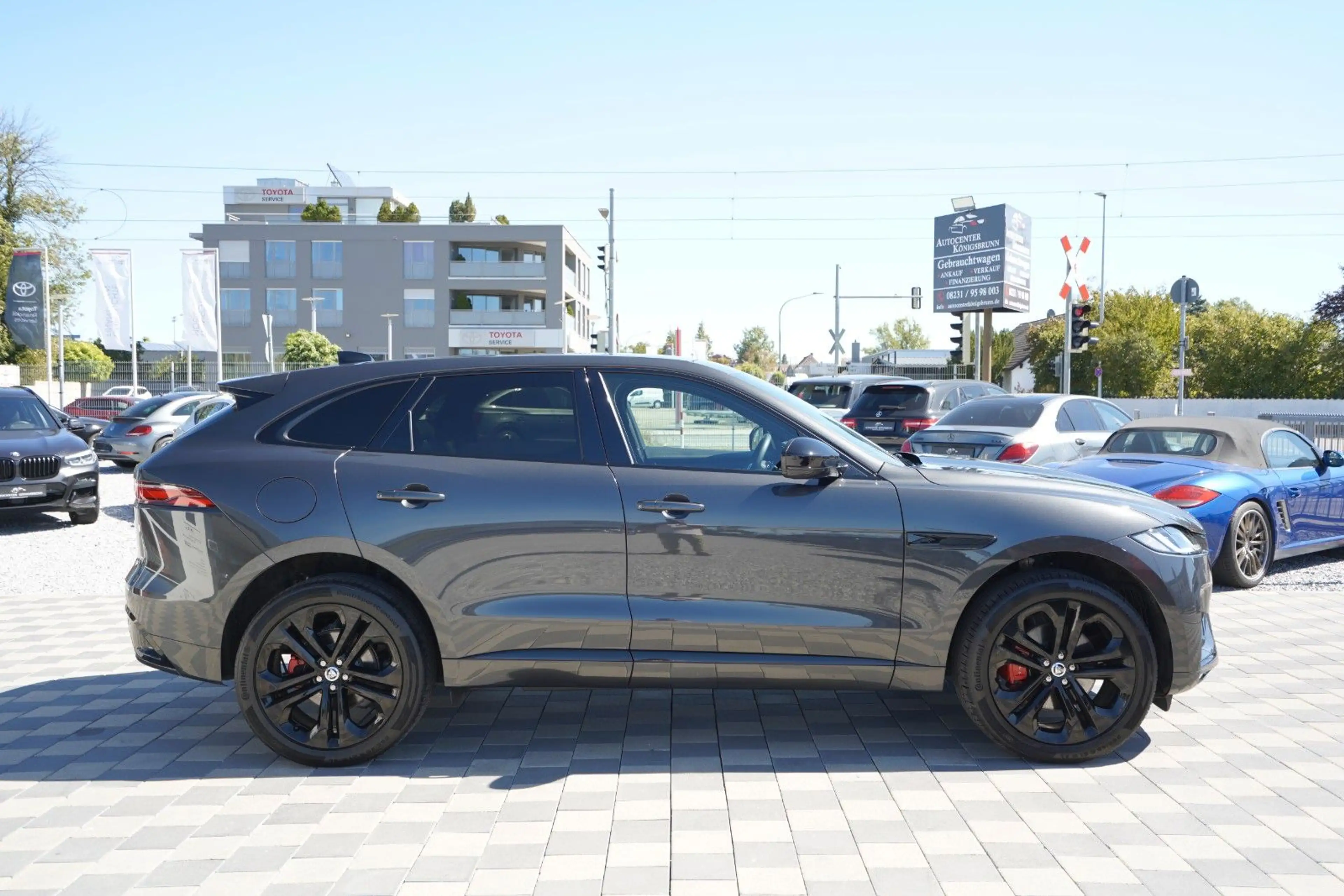 Jaguar F-Pace F-PACE R-Dynamic HSE AWD*1.Hand*Pano*Kamera*STHZ — photo 4