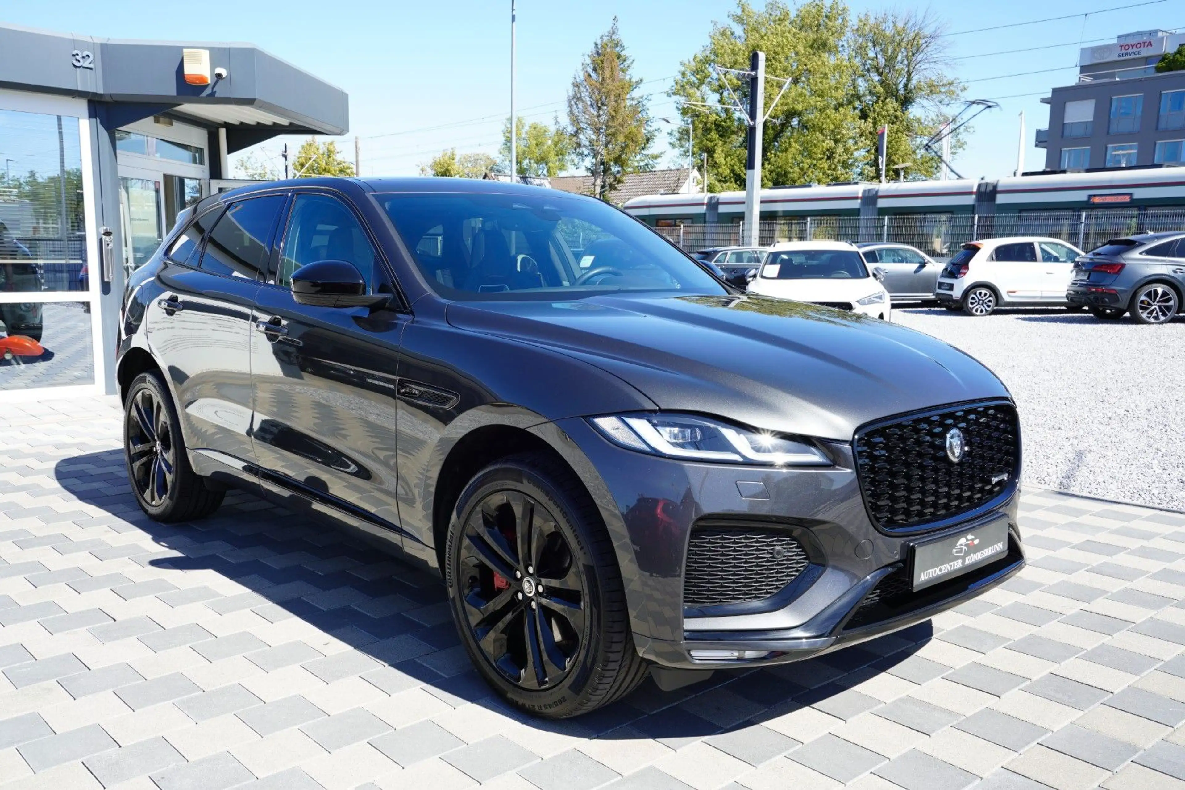 Jaguar F-Pace F-PACE R-Dynamic HSE AWD*1.Hand*Pano*Kamera*STHZ — photo 3