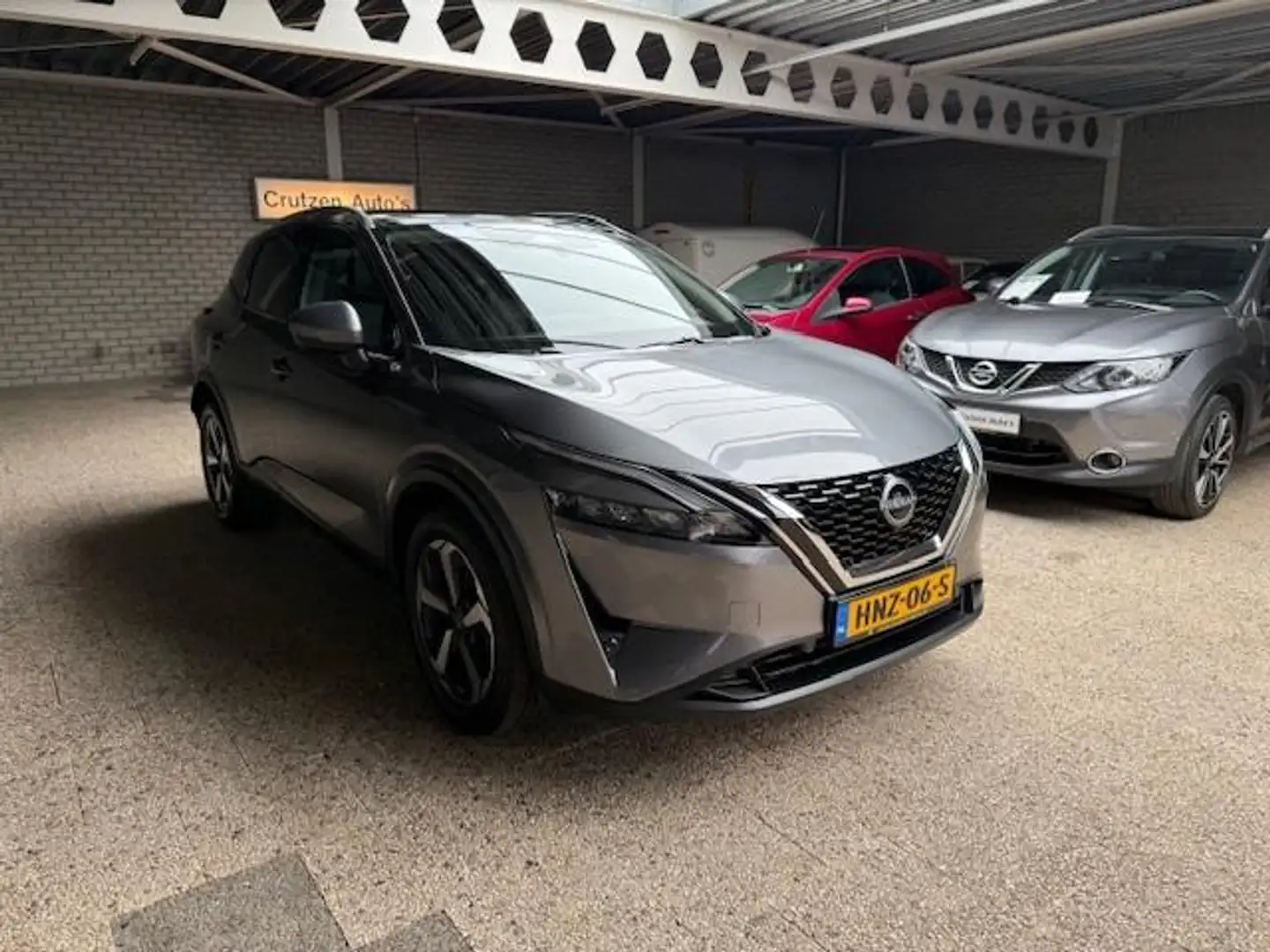 Nissan Qashqai 1.3 MHEV N-Connecta Gris - 2