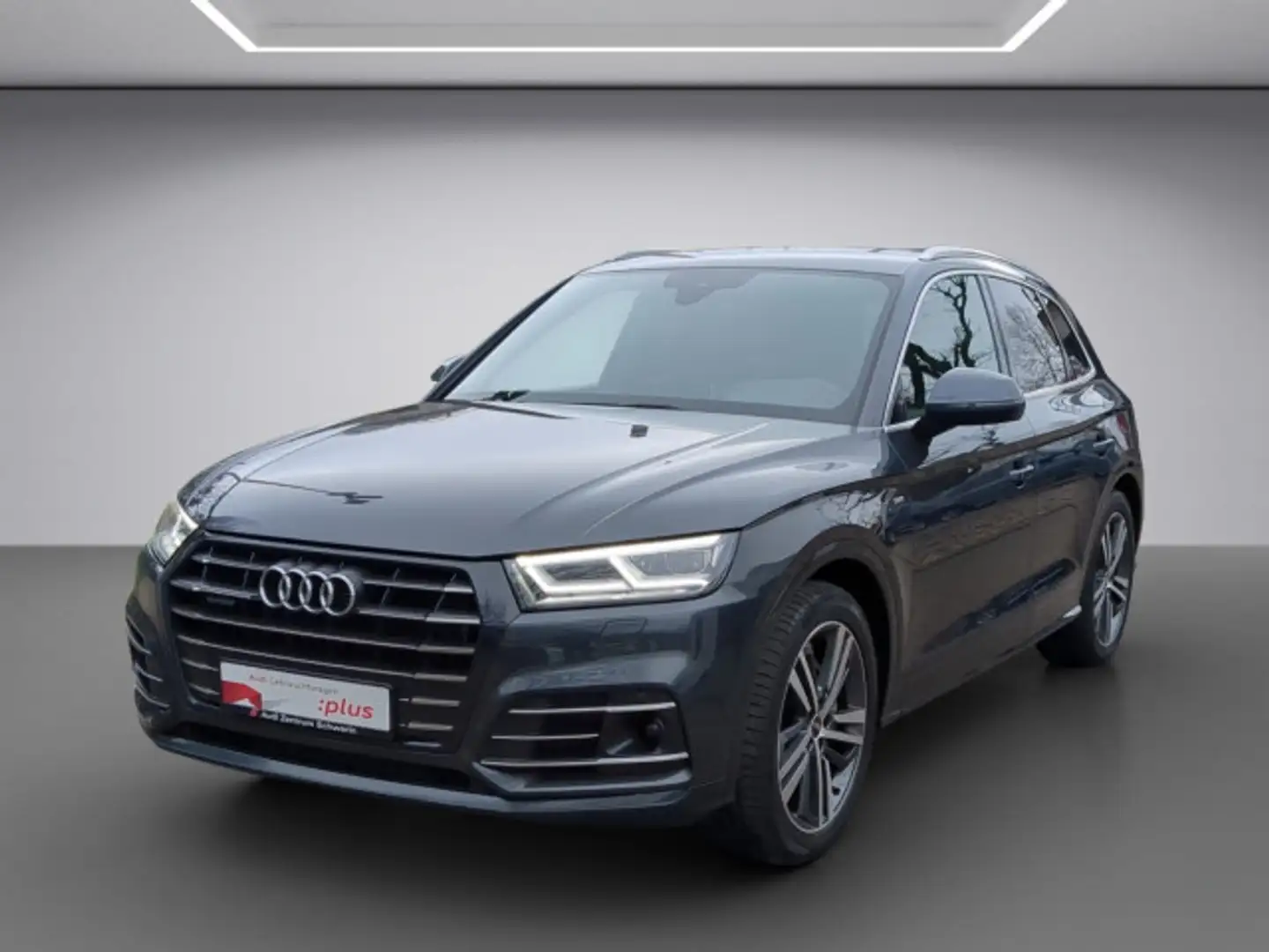 Audi Q5 55 2.0 TFSI e quattro sport S-tronic B&O Grau - 2