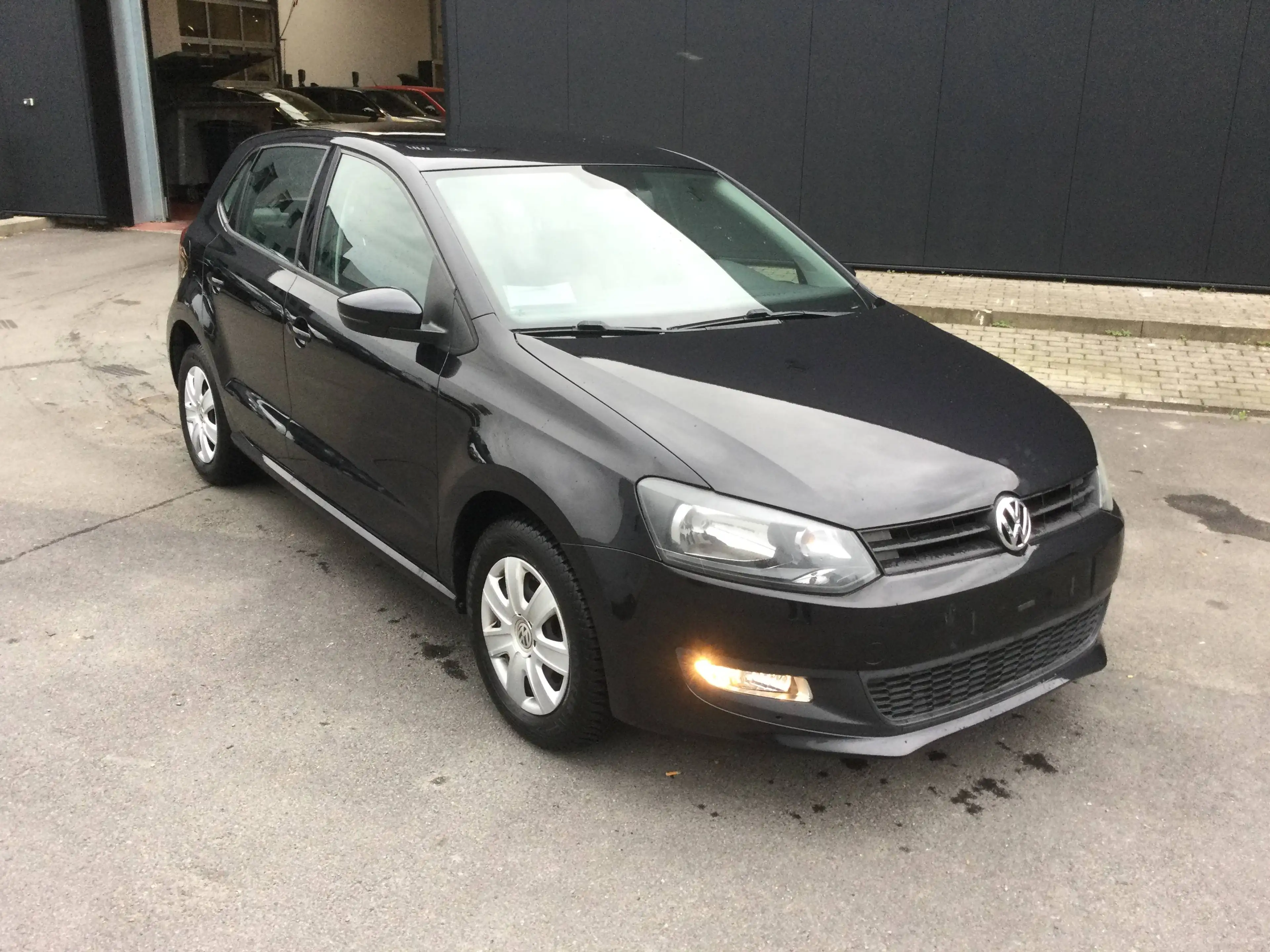 Volkswagen Polo Polo 1.0i Trendline — photo 2