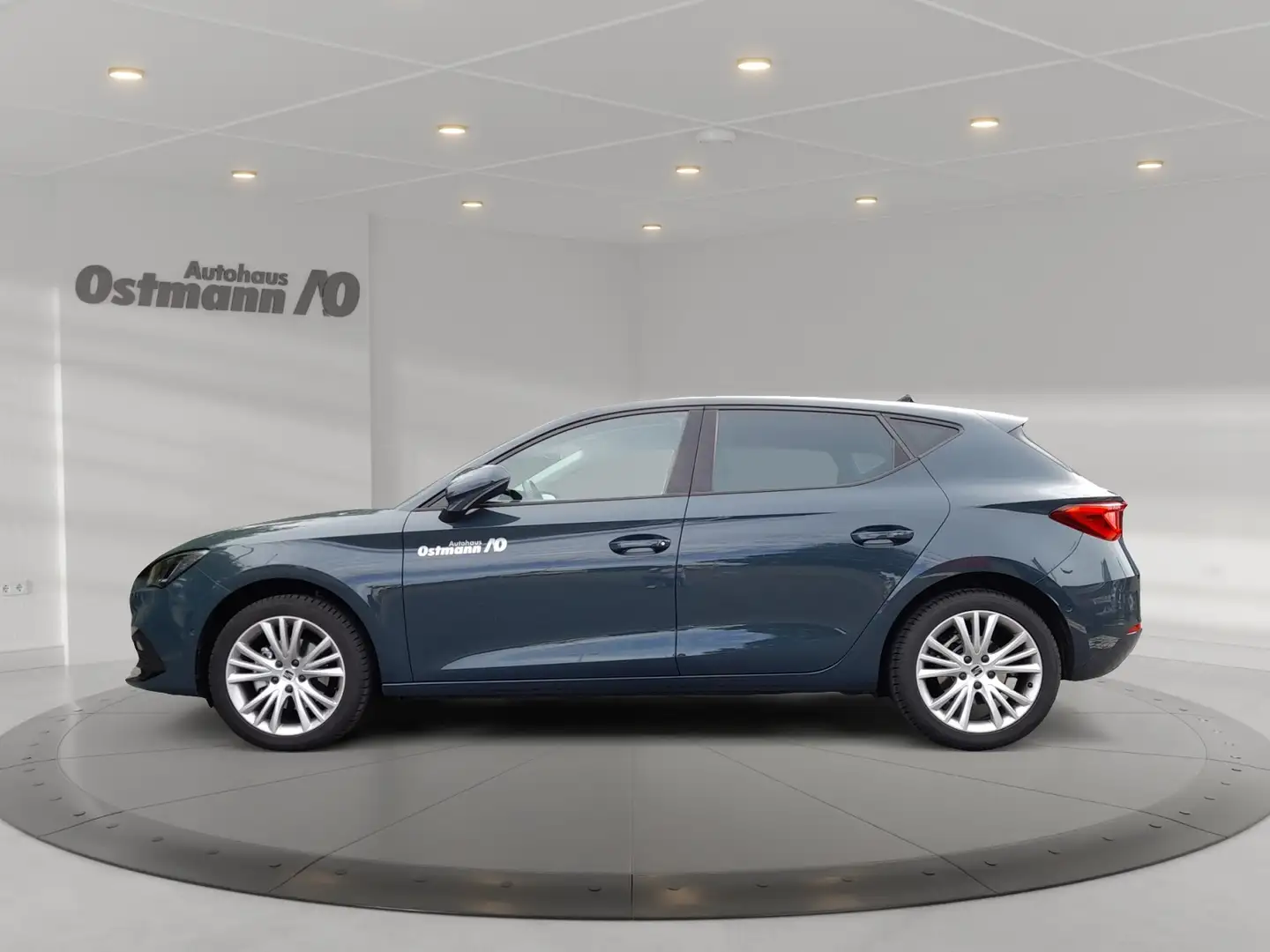 SEAT Leon 1.5 eTSI  Style Edition FLA SpurH KAM LED Blau - 2