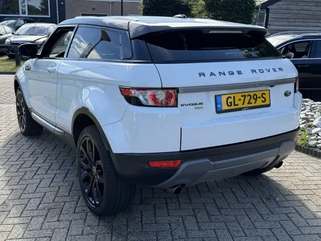 Land Rover Range Rover Evoque view 13