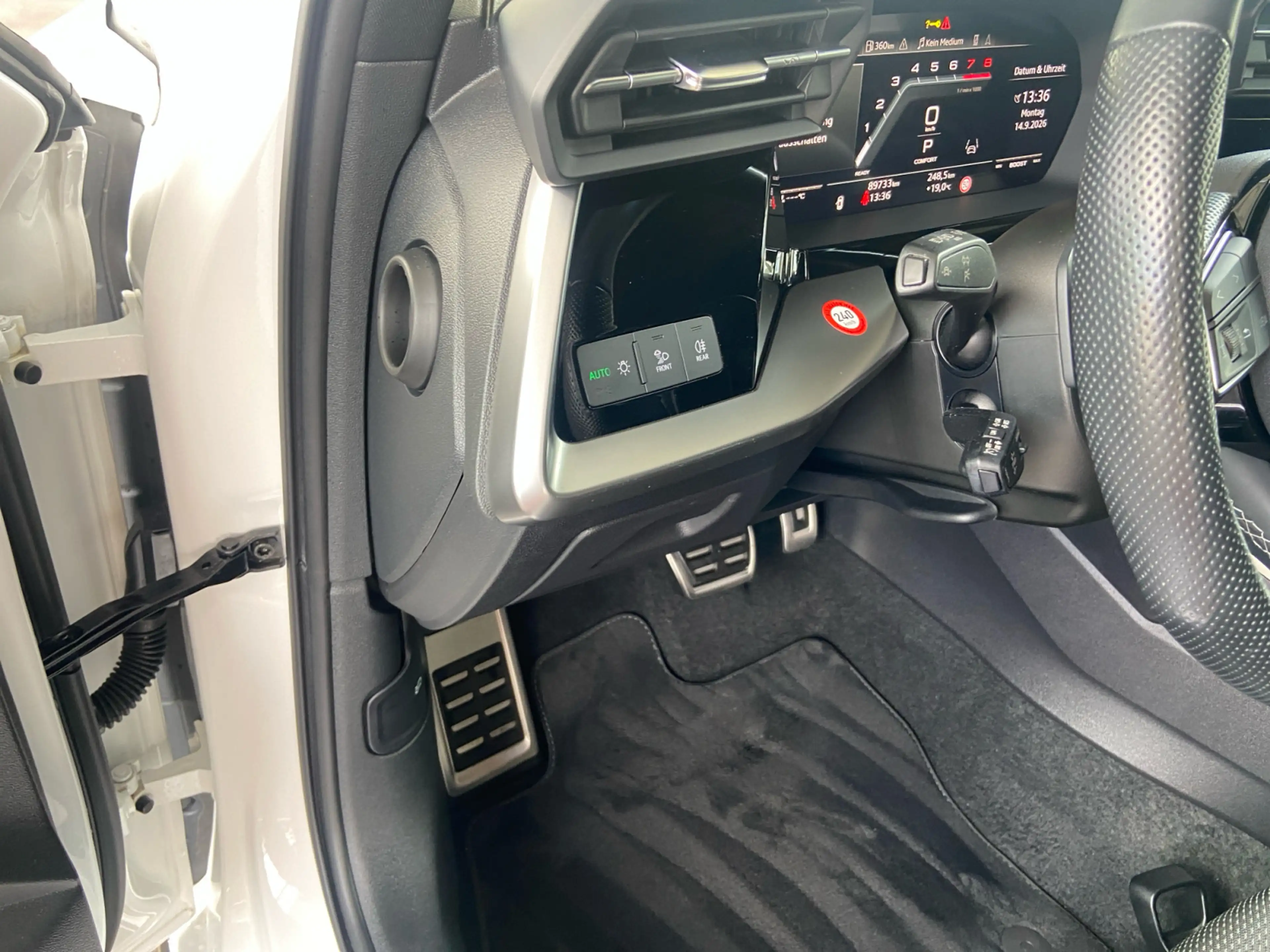 Audi S3 TFSI quattro S-trc Matrix Cam Navi — photo 13
