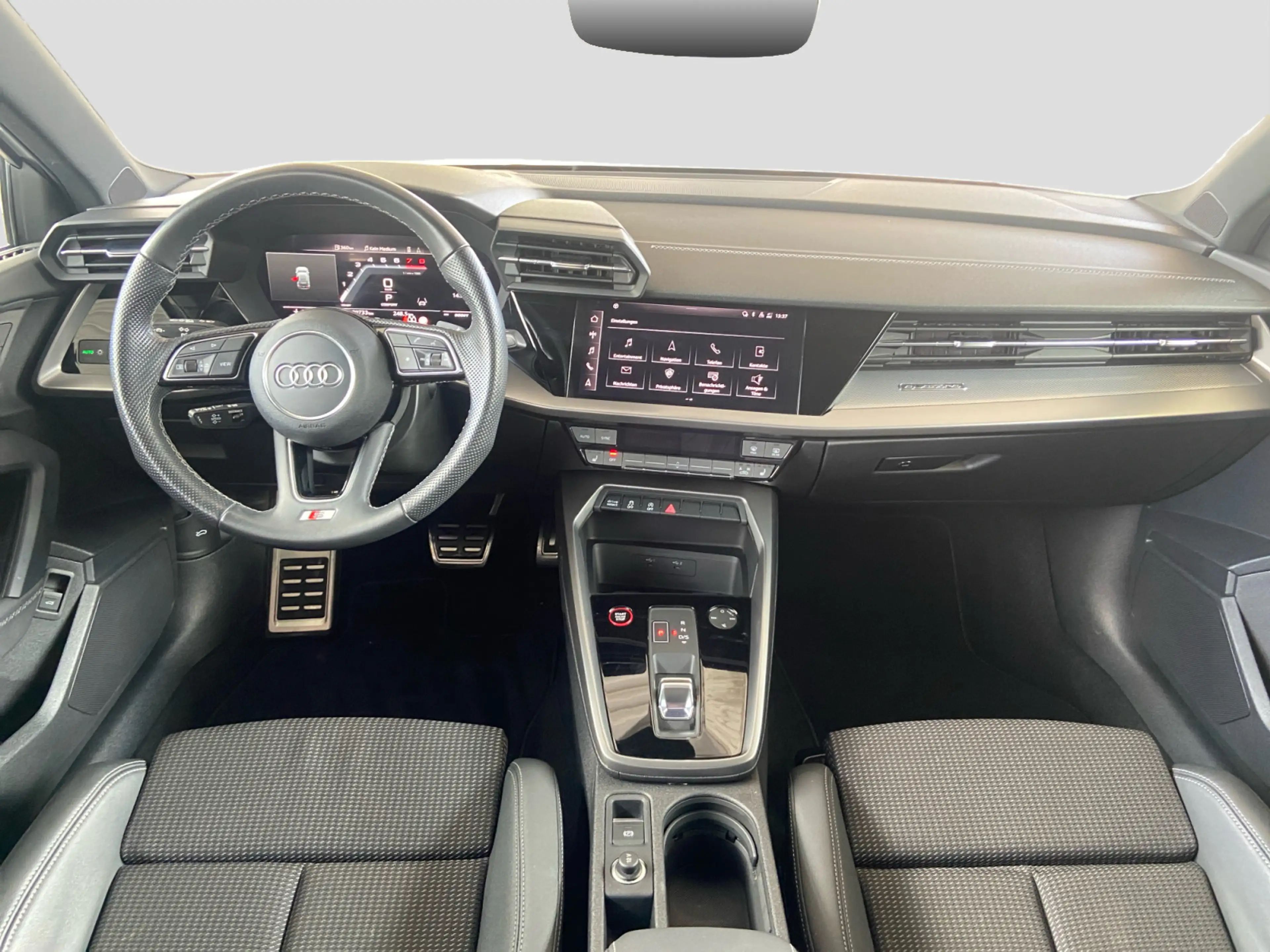 Audi S3 TFSI quattro S-trc Matrix Cam Navi — photo 6