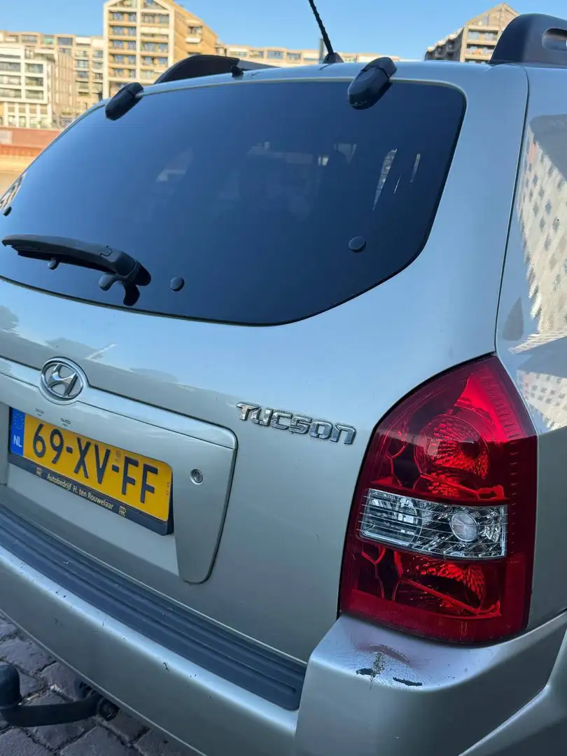 Hyundai TUCSON 2.0 2WD GLS - 1