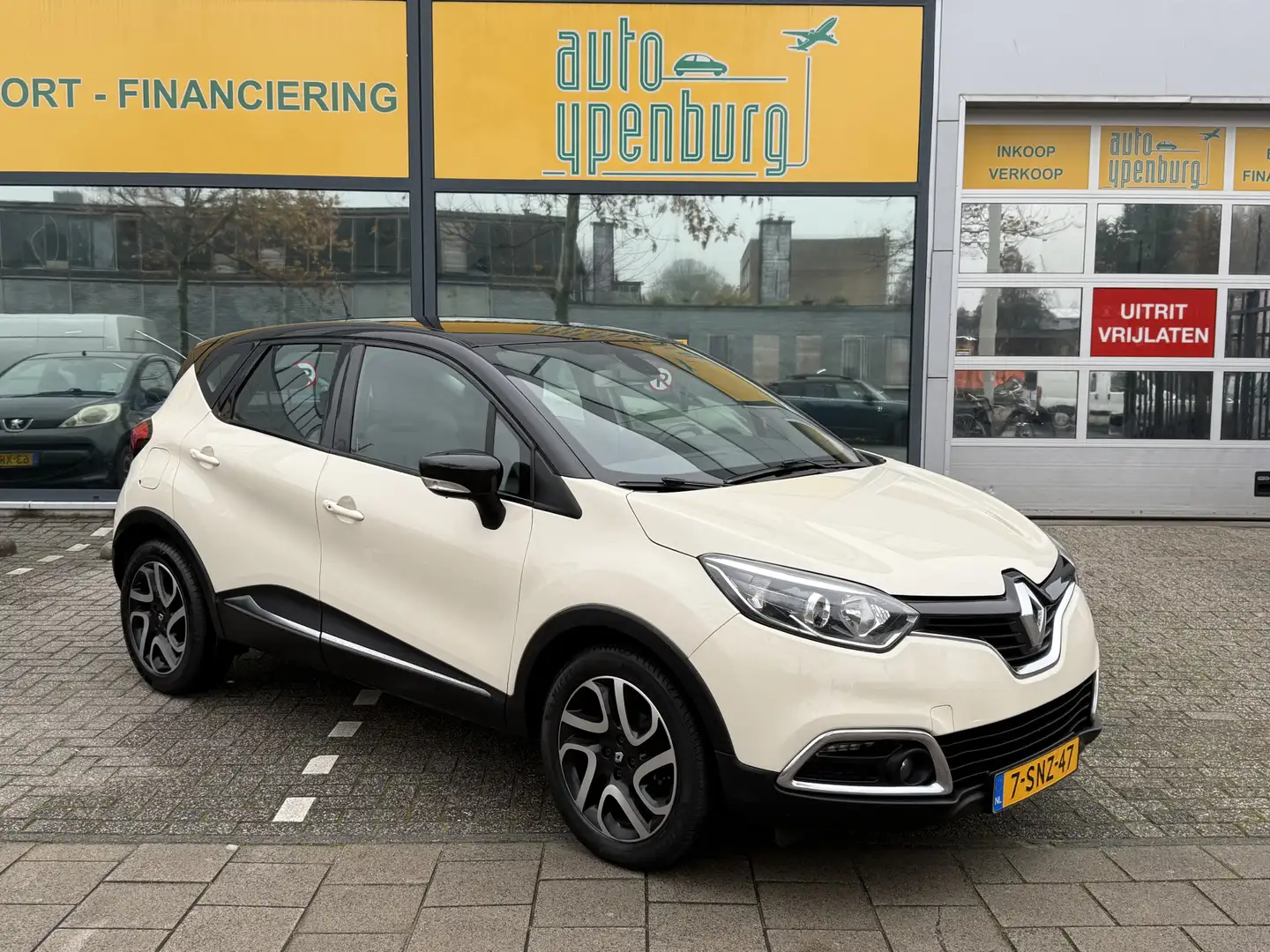 Renault Captur 0.9 TCe Dynamique * 145.571 Km * Navi * Airco * NL Blanc - 2