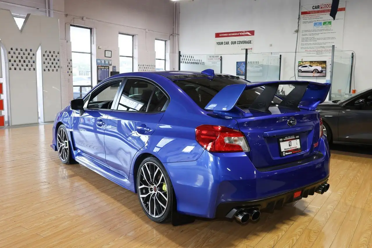 Subaru WRX снимка Subaru WRX