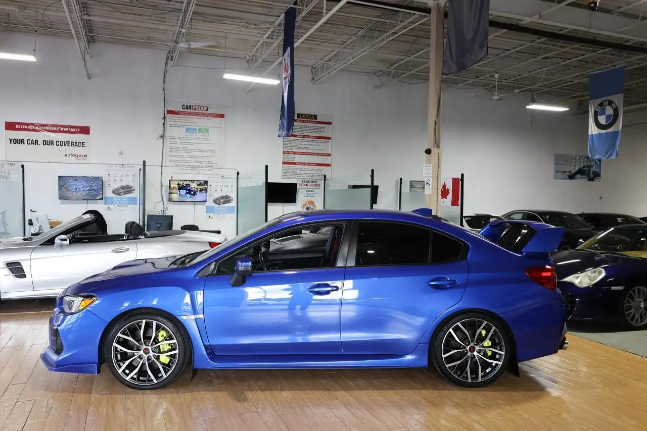 Subaru WRX снимка Subaru WRX