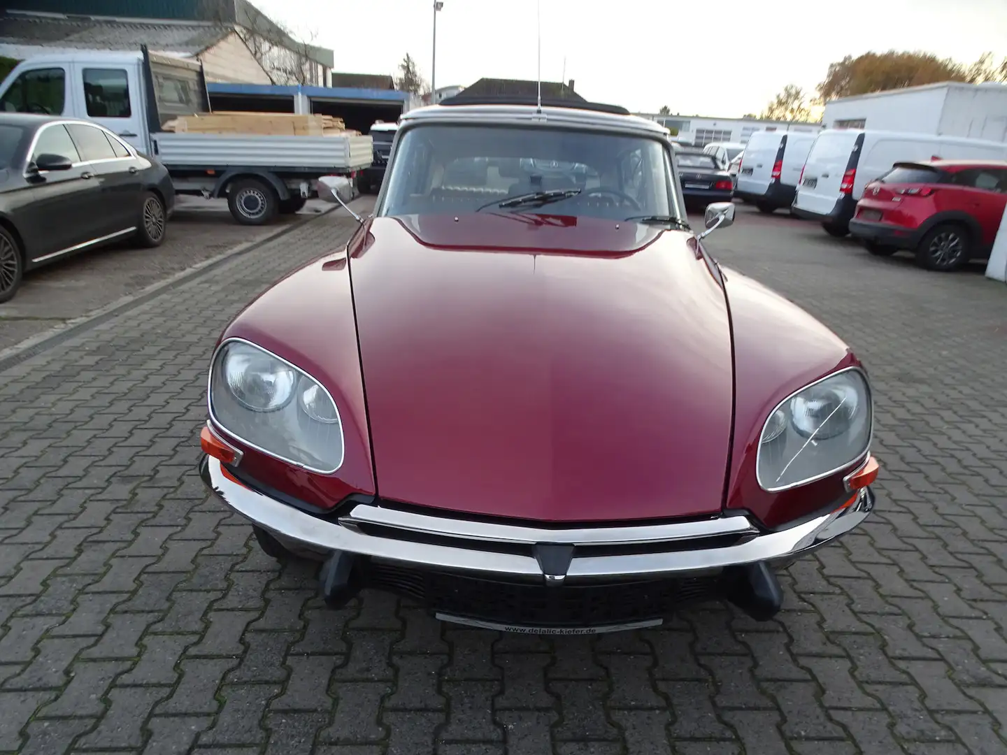 Citroen DS Pallas ein Traum in rouge cornaline Rot - 2