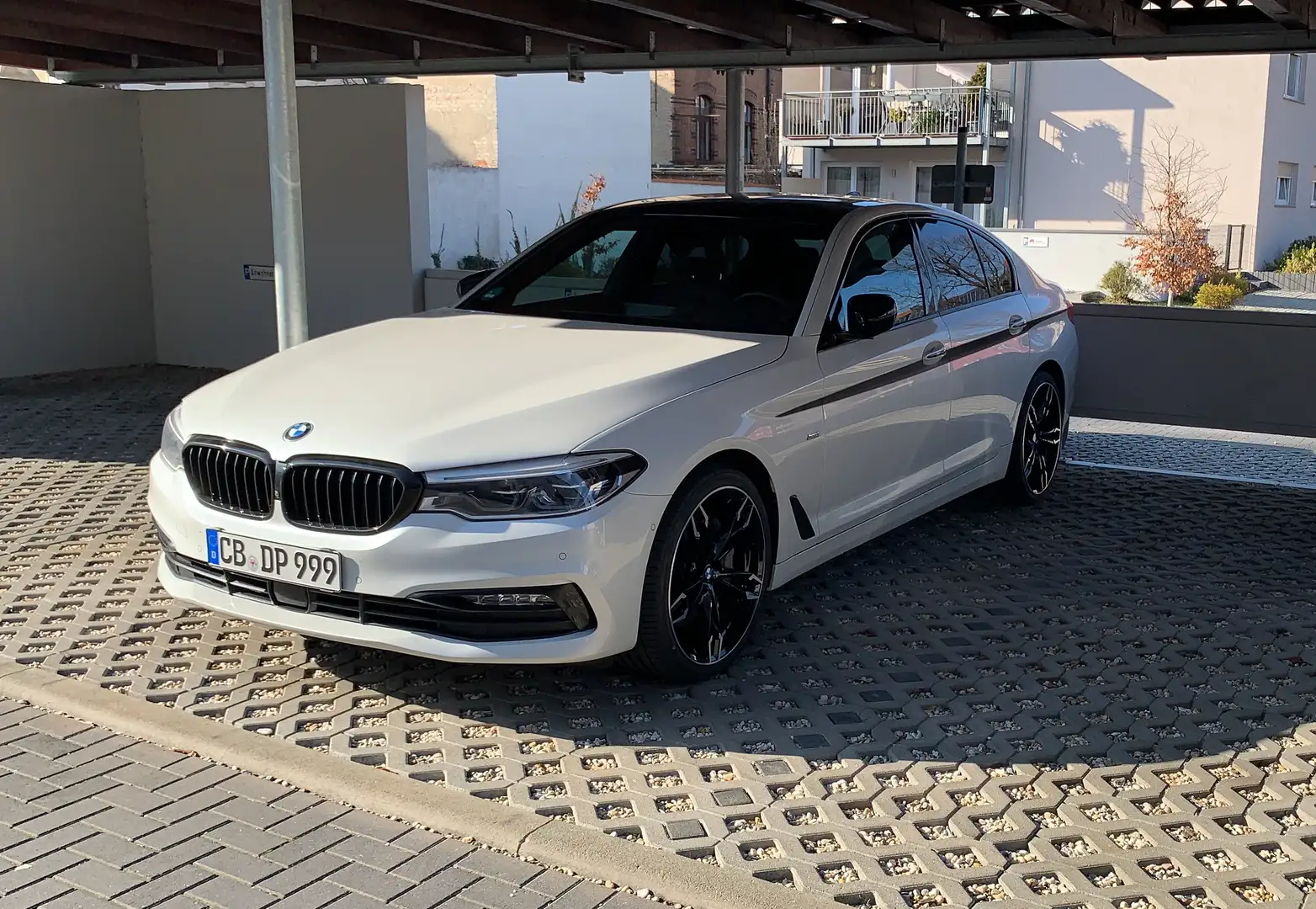 BMW 540 d xDrive Sport Line 20“*Leder*HUD*NP ca 94000€ Weiß - 1